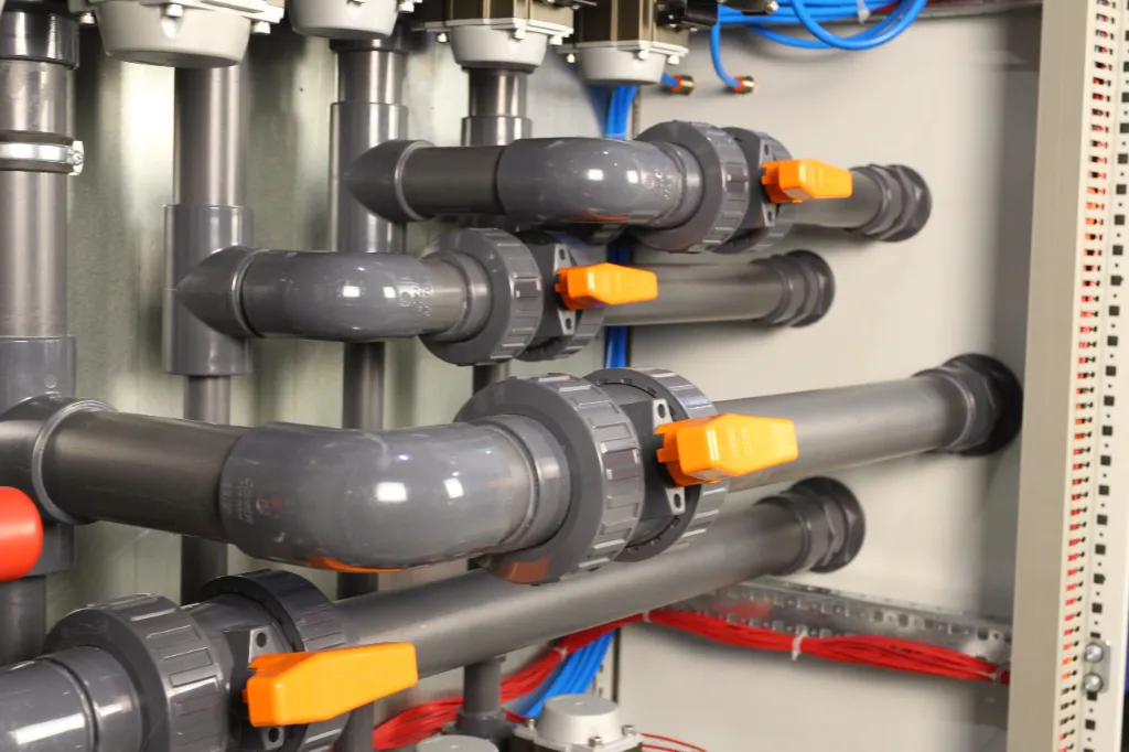 Шкаф управления барботажом — вид снаружи